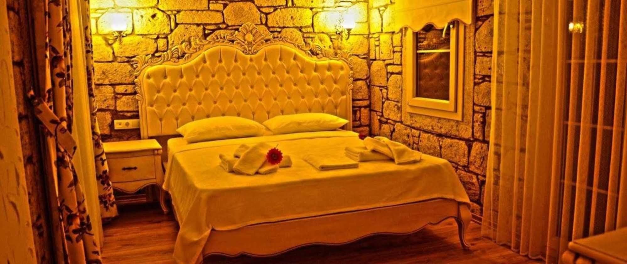 Alacati Lucky Angel Hotel Экстерьер фото